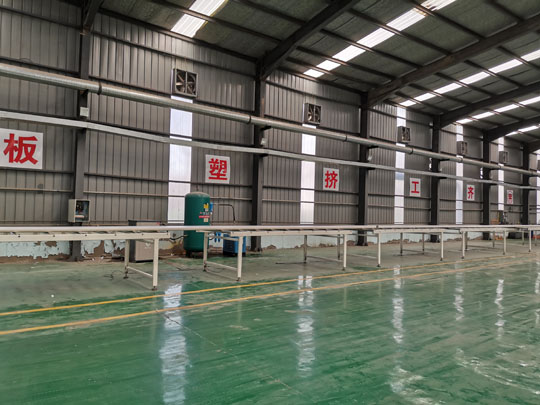 南陽水泥復(fù)合巖棉板的綜合特點(diǎn)