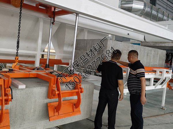 勻質(zhì)板多少錢(qián)一立方？